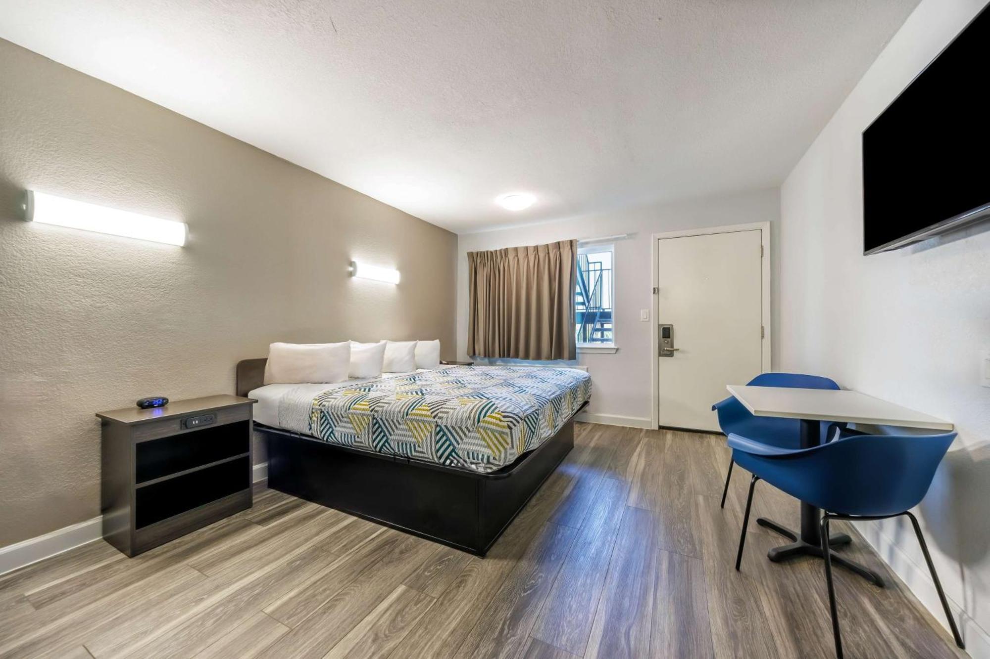 Studio 6 Fort Worth, Tx - Stockyards East エクステリア 写真